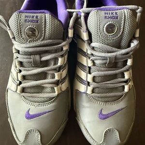 Nike Shox NZ Gray and Purple women’s sz 9